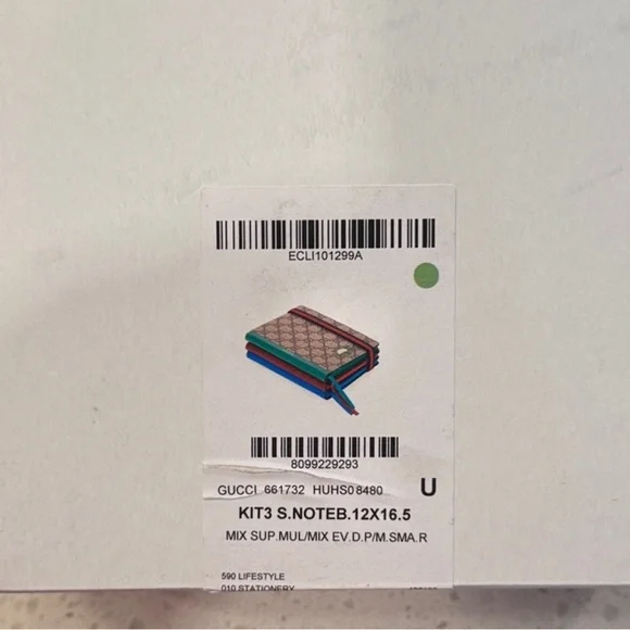 Gucci Notebooks Set with Red, Blue, and Green Set if 3  Authentic 💯 - Picture 11 of 11